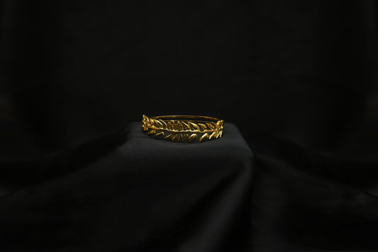 Ornate Leaf-Design Gold Bangle