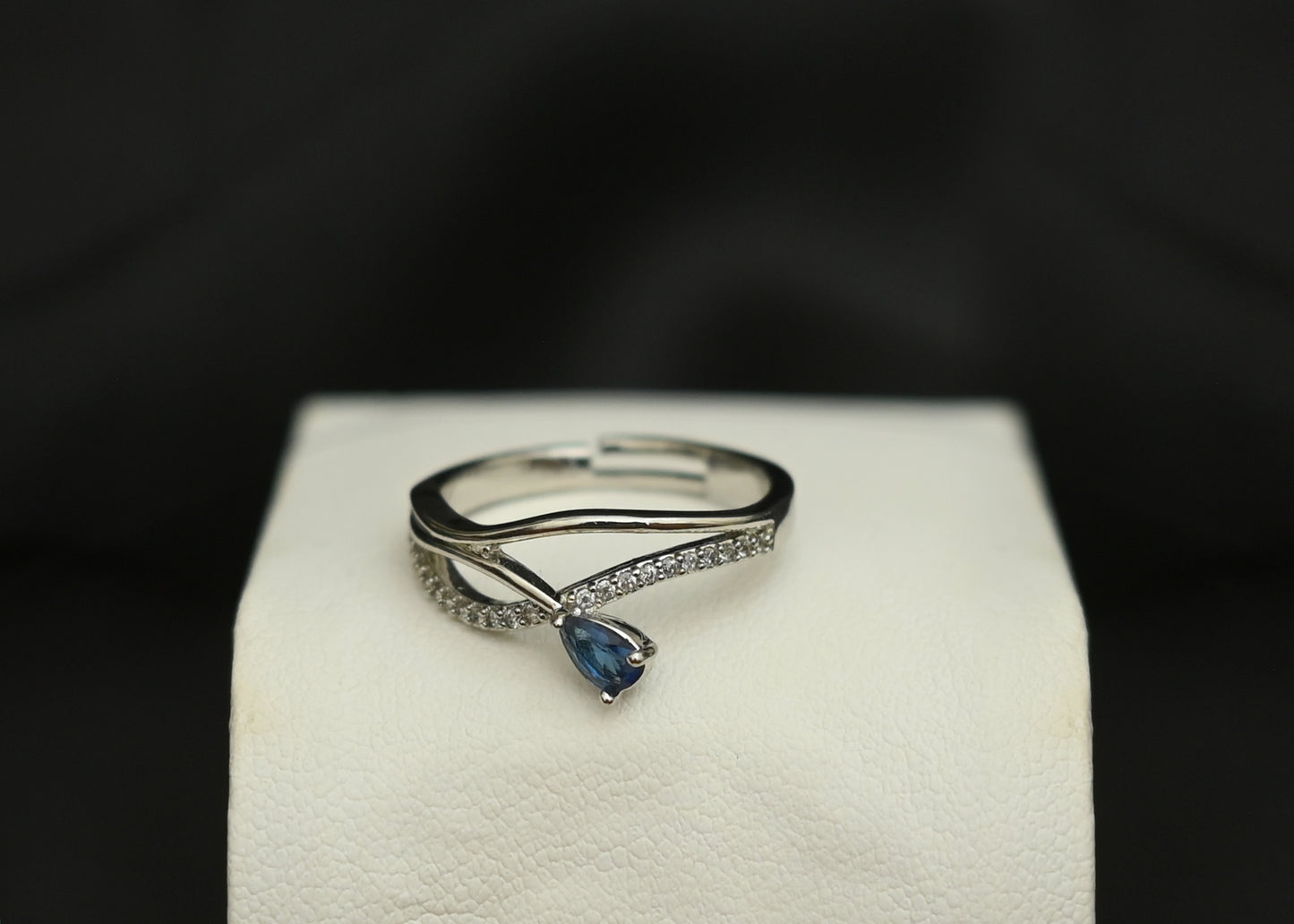 Rosé Solitaire Ring